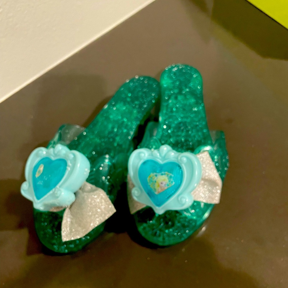 Heels for costumes for little girls